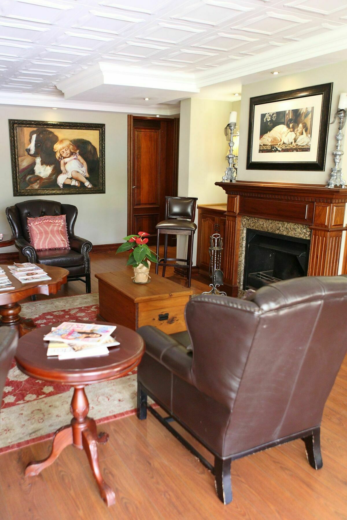 Candlewoods Guest house 4*